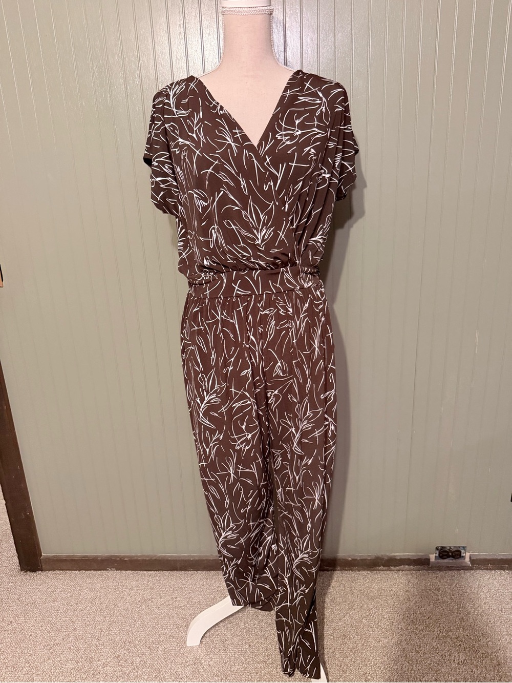 Gilli Stitch Fix  Women’s Large Brown & White Print Jumpsuit